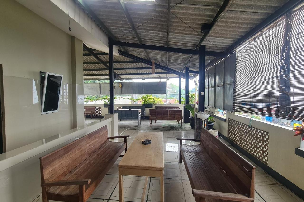Capital O 93250 Hotel Tirta Kencana 2 Baturaden Banyumas Ngoại thất bức ảnh